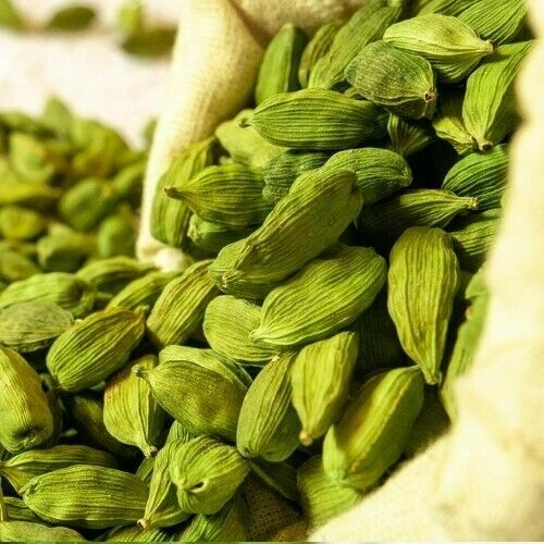 Ceylon's Finest Organic Grade A Cardamom Seeds & Pods | High-Quality Natural Spice